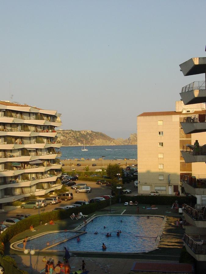 Apartamentos en Rocamaura L'Estartit Habitación foto
